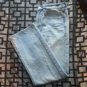 American Eagle straight leg relaxed jeans